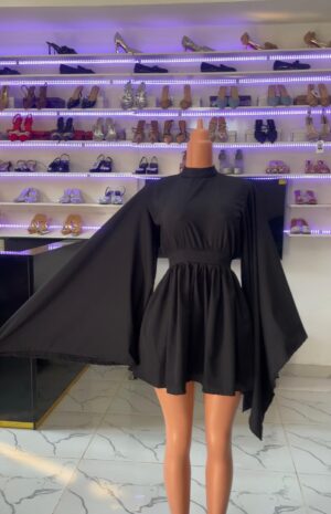 gown