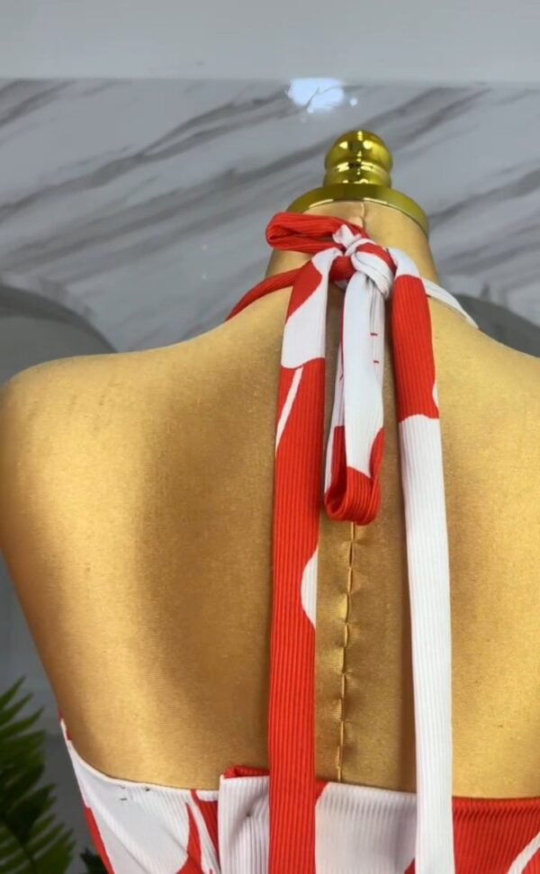 GOWN - Image 2