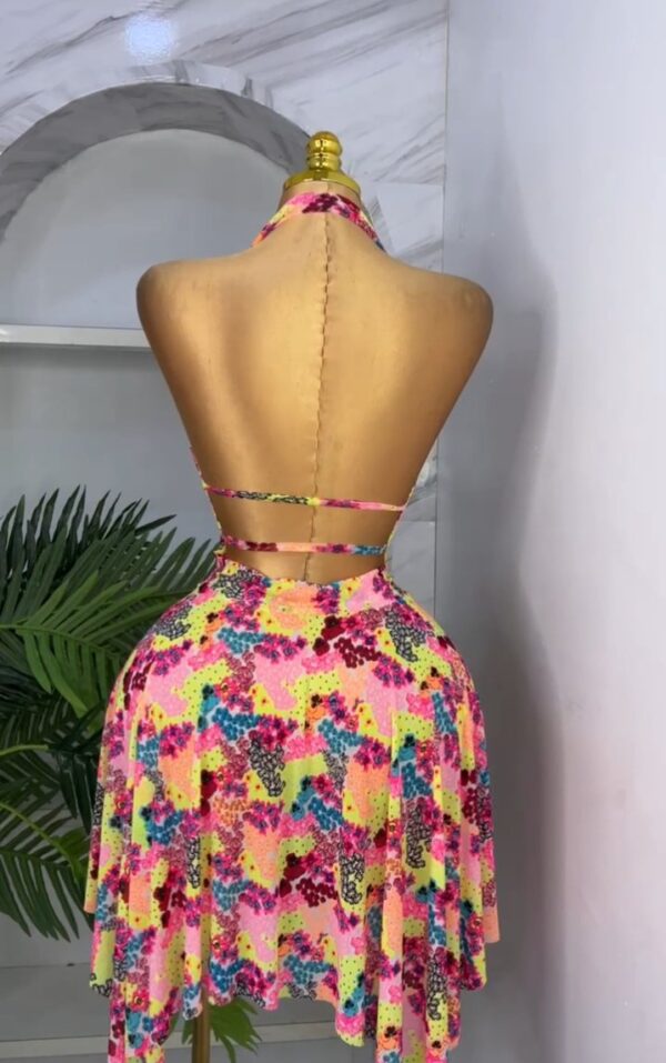 GOWN - Image 2